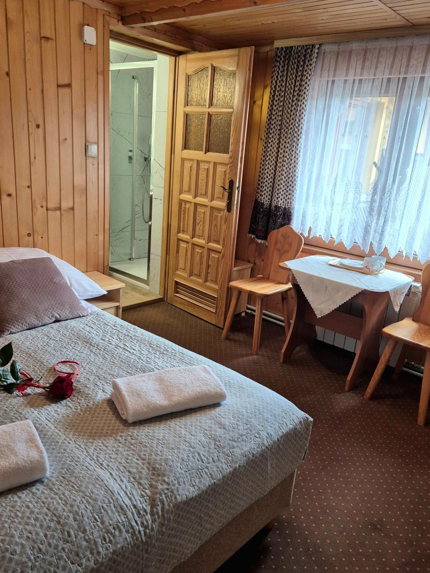 Dom Gościnny Skalnica Nocleg ze śniadaniem Poronin